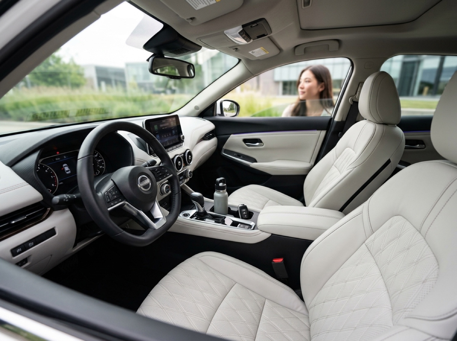2025 Nissan Sentra view 2